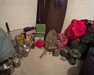 Camping items - many Coleman