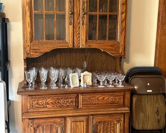 Wood hutch