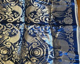 Silk brocade Japanese coverlet with two matching pillowcases