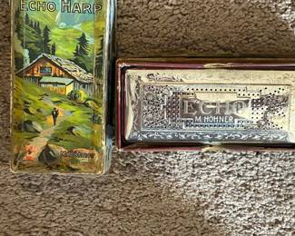 Echo harmonica in box