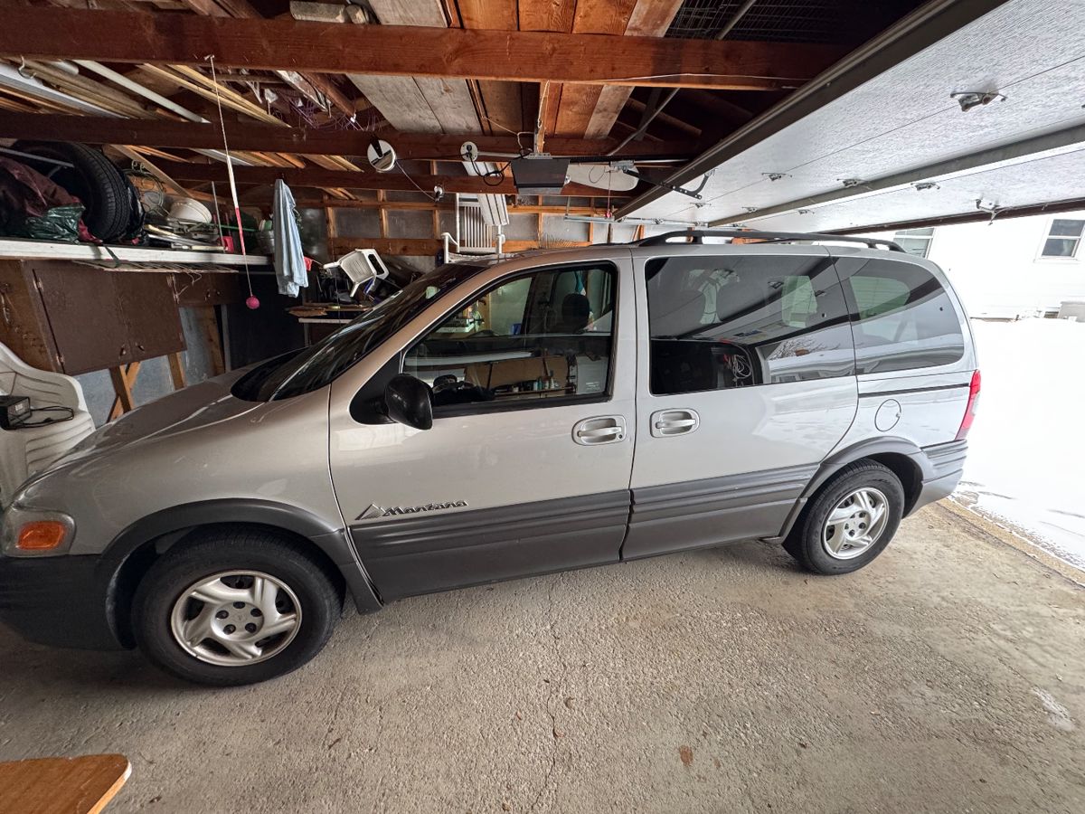 BID ITEM 2003 Pontiac Montana