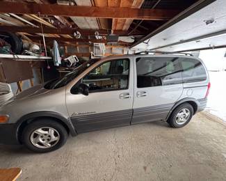 BID ITEM 2003 Pontiac Montana