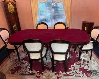 7016 Dining Room Table Set