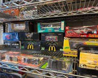 4024 Die Cast NASCAR Cars and Trucks