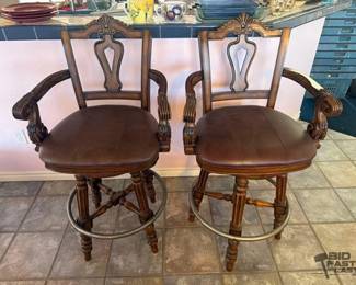 7008 2 Swivel Barstools