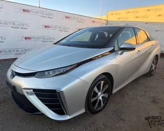 160 2019 Toyota Mirai LOW MILES