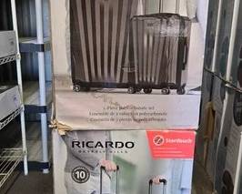 4506 2 Ricardo Beverly Hills Luggage Sets