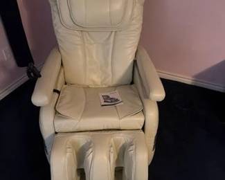 7504 Osaka Massage Chair