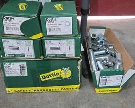 2712 Dottie ZincPlated DropIn Anchors Stainless Steel Lock Washers