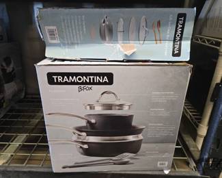 4082 Tramontina Cookware