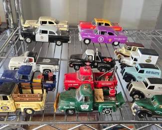 4046 Die Cast Cars