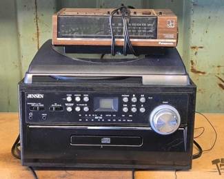 3030 Jensen 3Speed Stereo Panasonic Clock Radio