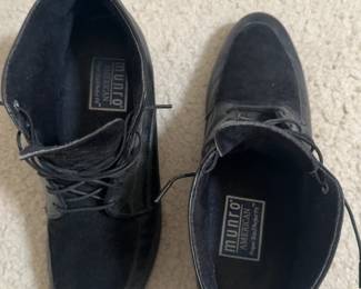 Munro American Lace-Up Booties