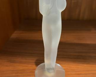 Bohemia Glass Frosted Figure – Virgin Mary / Madonna Style - 7 1/2”