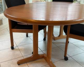 Mid-Century Modern Teak Veneer Kitchen Table & 4 Rolling Armchairs – Casual Dining Set