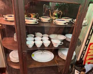Set Noritake Dishes