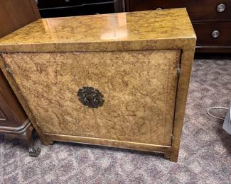 Burlwood Console/Server