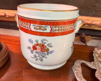 Hand Painted "Peint Main" French Cachepot