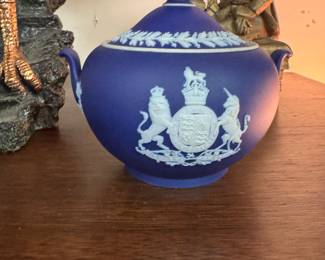 Royal Coronation Wedgwood Jasperware Sugar Bowl 