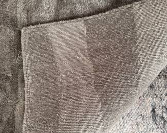 Holly Hunt Beyond Borders Silk & Wool Area Rug. Measures 9' x 12'. Just Cleaned! Photo 3 of 5.