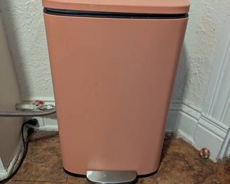 13 Gal Garbage Can