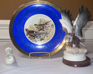 Birdthemed Collectable Plate Figurines