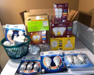 Box Of Light Bulbs in Various Sizes, Many New