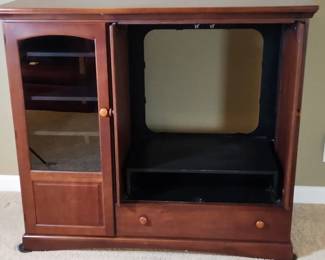 Riverside Entertainment Center