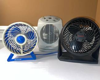 Portable Heater 2 Desktop Fans