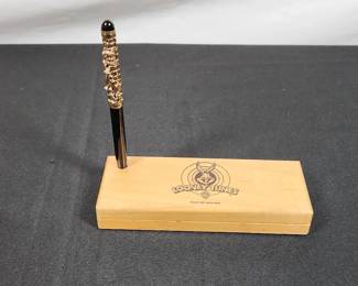 Vintage Looney Tunes Box Pen
