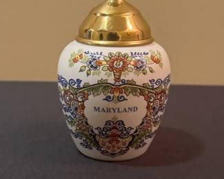 Royal Goedewaagen or Royal Delft Polychrome Tobacco Jar