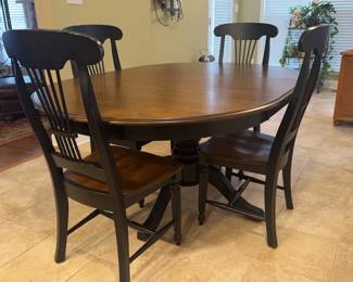 Dining Room Table With Chairs