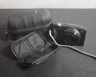 Fujifilm FinePix F900EXR digital camera.