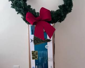 Philips Tree Wreath Set