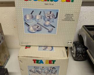 Vintage children' cooking and tea sets