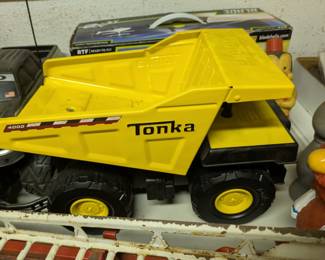 Tonka 4000 Dump Truck