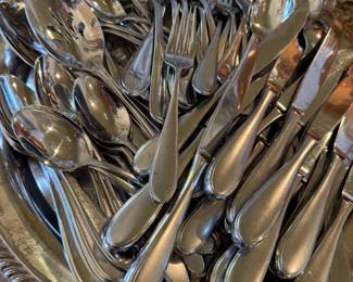 Yamasaki "Austen" Design Flatware - mint condition