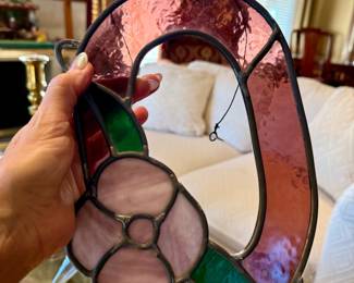 "O" STAINED GLASS PIECE