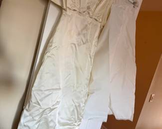 VINTAGE WEDDING DRESS 1960'S