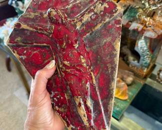 ARTSY & POWERFUL PIECE