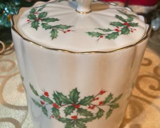 Lenox Holiday cookie jar