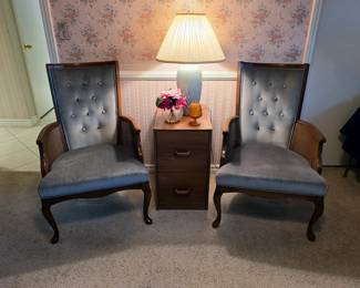 Gorgeous vintage chairs