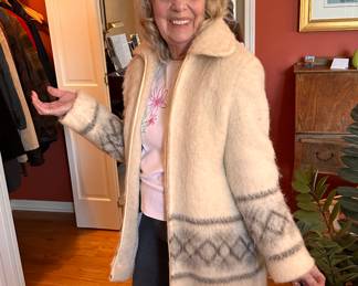 Alafoss ice wool size medium