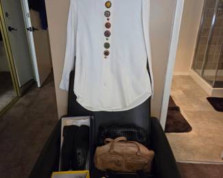 Cool blouse great quality