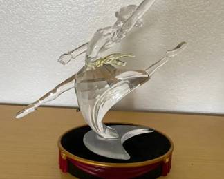 HKF308 - Swarovski Crystal Collectibles - “Anna”