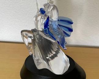 HKF304 - Swarovski Crystal Collectibles - “Isadora”