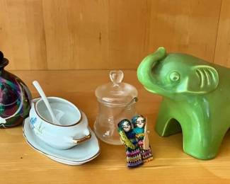 HKF219- Retro Colorful Decor 