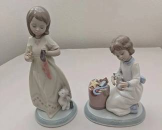 HKF086- Lladro Christmas Figurines #1