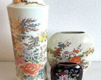 HKF207- Set Of Vintage Japanese Vases 
