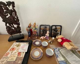 HKF162 - Multi lot of Thai porcelain & goods 